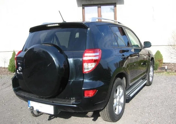 Toyota RAV4 cena 53500 przebieg: 178150, rok produkcji 2011 z Rybnik małe 497